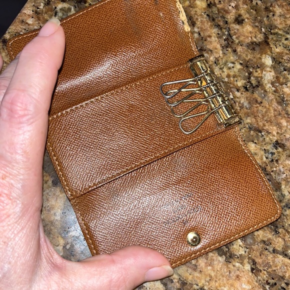🤎LOUIS VITTON KEY POCKET 🤎 - Picture 8 of 9